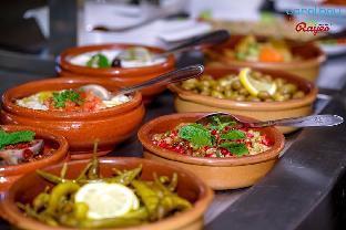 מנאמה C Hotel מראה חיצוני תמונה